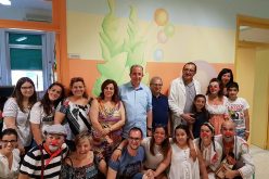 Un sorriso per Mariachiara, ieri pomeriggio all’ospedale Arezzo di Ragusa festa per i piccoli di Pediatria