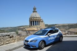 Fa cadere in modo accidentale il figlio, marito prende a calci e pugni la moglie: un arresto a Ragusa