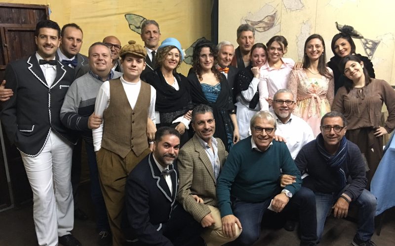 Coglie nel segno “Miseria e nobiltà” degli Amici del Teatro di Vittoria alla Badia di Ragusa