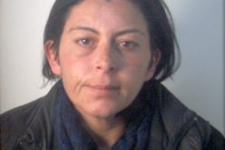 Lei era nascosta sotto il letto durante la perquisizione domiciliare, arrestata a Ispica coppia di pusher