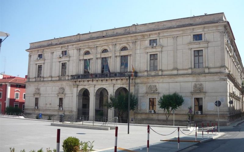 Vigili urbani stagionali a Ragusa, il Comune: “Siete assunti, anzi no”