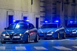 volanti-polizia-notte-pattuglie-1-650x488