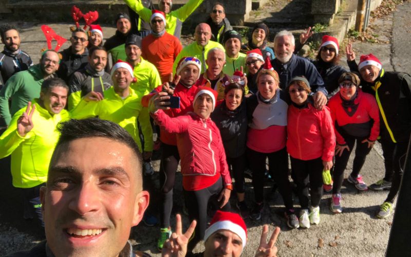 A Chiaramonte, una corsa fra i boschi con la Christmas Fun Run. FOTO