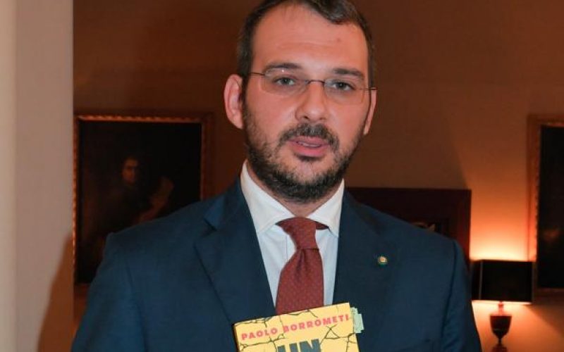 Vittoria: si presenta il libro Un morto ogni tanto, di Paolo Borrometi