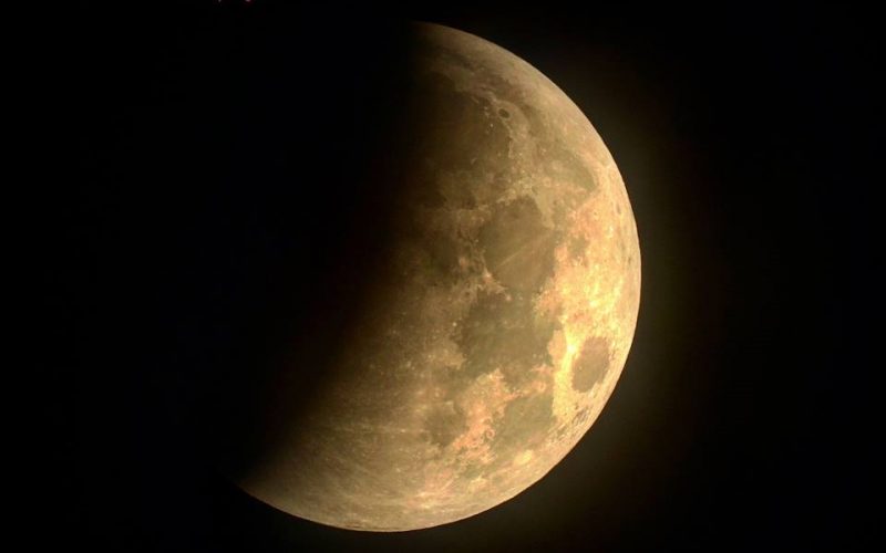 FOTO e VIDEO. Ecco a voi l’eclissi, vista dalla provincia di Ragusa