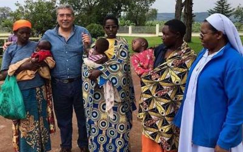 Cuffaro ritorna in Burundi. L’ex governatore dopo il carcere si dedica al volontariato
