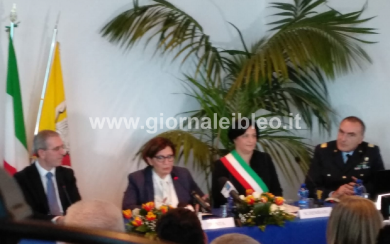 Il Ministro Trenta a Comiso