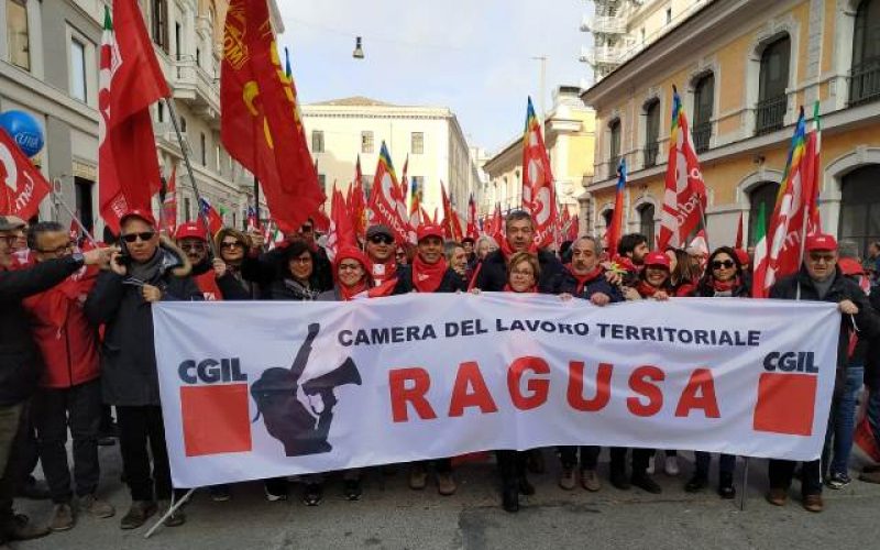 Lavoro e politiche economiche: una delegazione dell CGIL di Ragusa in protesta a Roma