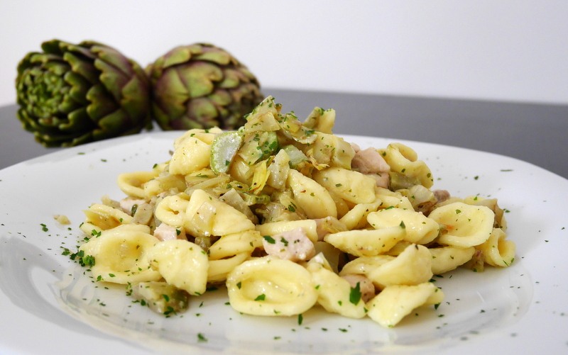 Orecchiette carciofi e pesce spada