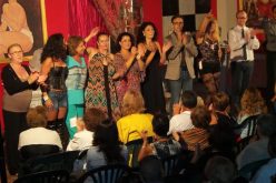 Se il sesso diventa motivo di divertimento sul palco, ieri sera grande successo al Circolo velico Kaucana per il festival del teatro comico