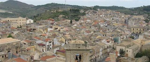 Licodia Eubea con il libero consorzio di Ragusa? Macchè, Palermo ci ripensa. Durissima la protesta del sindaco Piccitto: “Atteggiamento da fine impero”