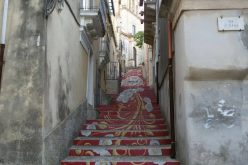 Festeggiamenti in onore di San Giovanni a Chiaramonte, ultimata la decorazione artistica della scalinata