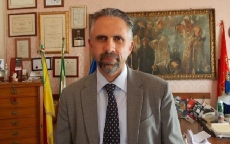 Il Sindaco di Modica ha incontrato i lavoratori del Centro Commerciale “La Fortezza’