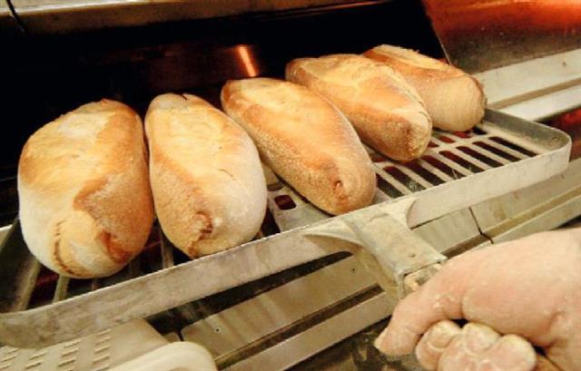 Comiso: panificare la domenica? C’è chi dice no