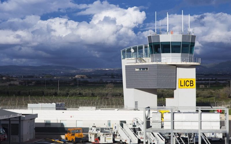 Regione siciliana: aggregare gli aeroporti di Comiso, Trapani e Catania