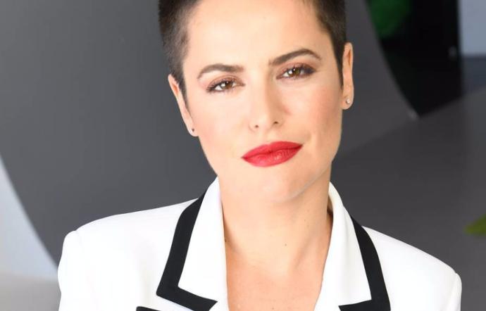 Silvia Salemi lancia il nuovo singolo: Era digitale