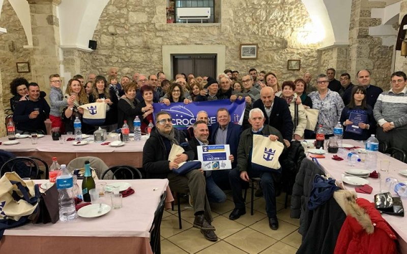 Tutti pazzi per le crociere: raduno a Chiaramonte con i responsabili Royal Caribbean. FOTO