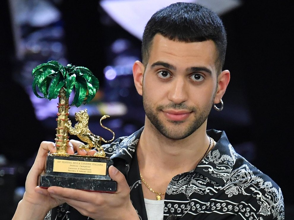 Italian singer Mahmood celebrates on stage after winning the 69th Sanremo Italian Song Festival at the Ariston theatre in Sanremo, Italy, 09 February 2019. The festival runs from 05 to 09 February.   ANSA/ETTORE FERRARI