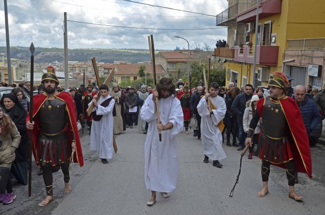 A Ragusa, la Via Crucis vivente