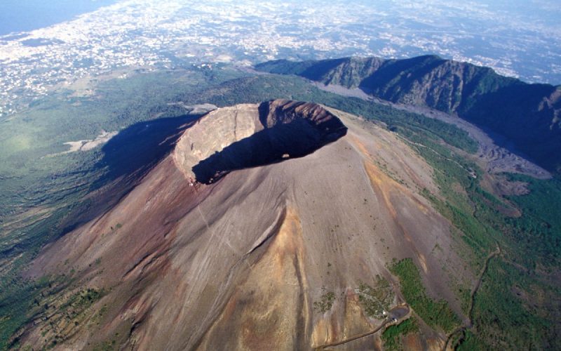 Etna si placa. Terminata l’attività vulcanica inziata il 15 giugno