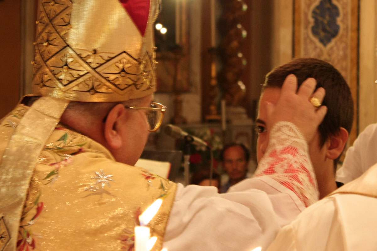 Maria SS. delle Grazie, venerdì 7 giugno ci sarà il Vescovo Cuttitta per la cresima di 34 ragazzi