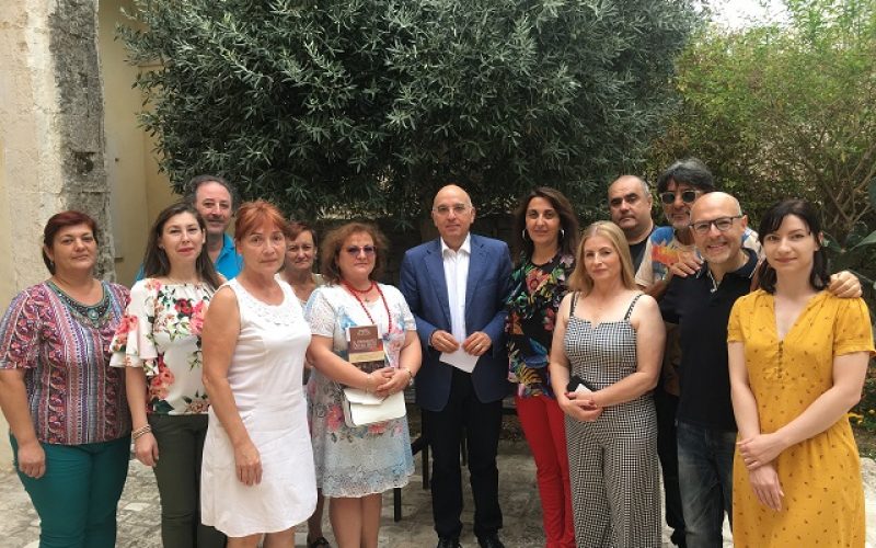 Licei di Termini Imerese e Brasov rinnovano il loro gemellaggio ad Ispica