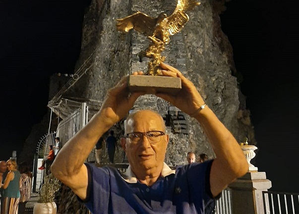 Premio alla carriera all’Omnia Arte Festival per il pittore comisano Giovanni Pace
