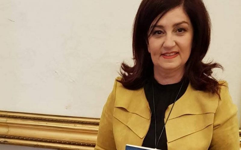 “Oltre il cielo di Instambul”: si presenta a Ragusa il libro di Marinella Tumino
