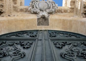Benedizione, domani sera, delle porte settecentesche in cattedrale a Ragusa