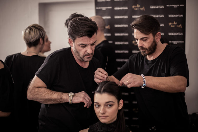 Toni Pellegrino dirige due backstage alla Milan Fashion Week