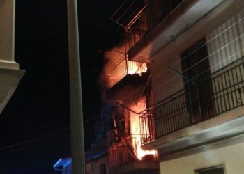 A fuoco un’abitazione del quartiere San Vito a Chiaramonte