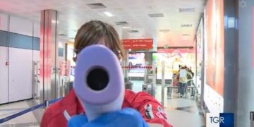 Mercato ortofrutticolo di Vittoria, controlli con il termometro laser