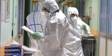 La stupidità dei pochi rischia di far saltare il nostro sistema di protezione