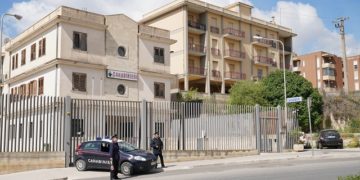 Ispica: rubano in un’abitazione estiva e tentano di aprirne un’altra. Tre arresti