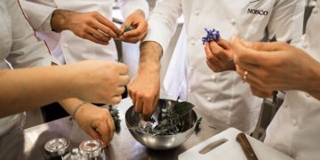 Lezioni e-learning alla scuola di cucina Nosco di Ragusa