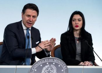 Scuole chiuse in tutta Italia fino al 15 marzo