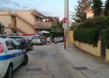 Coronavirus: da contrada Margi in centro per mangiare un panino. Denunciato modicano