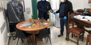 Venti visiere protettive donate alla polizia locale di Modica