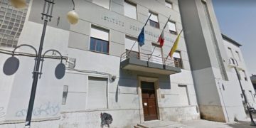 Istituto Professionale Marconi Vittoria, consegnati tablet agli studenti grazie ai carabinieri