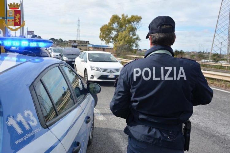 Ubriachi al volante. E anche senza patente. Controlli della polizia a Vittoria e provincia