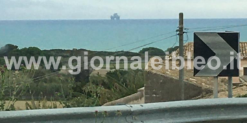 La trivella apparse al largo di Marina