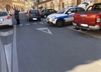 Furto e danneggiamento di telecamere, denunciati modicano e sciclitano