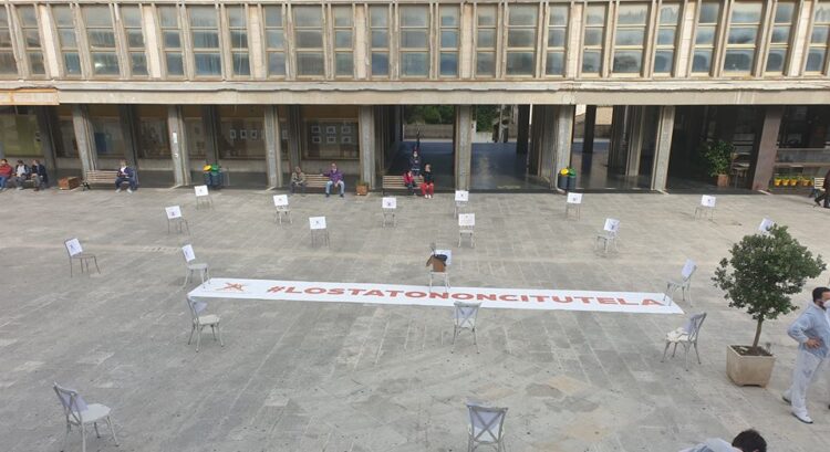 La protesta dei ristoratori ragusani in piazza San Giovanni