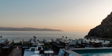 Riapre il Ristorante di Ngonia Bay a Milazzo con il nuovo chef Dario Pandolfo, allievo del tristellato Niederkofle