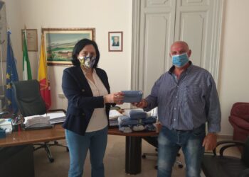 Comiso: donate 1400 mascherine al comune da un cittadino residente negli USA