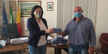 Comiso: donate 1400 mascherine al comune da un cittadino residente negli USA
