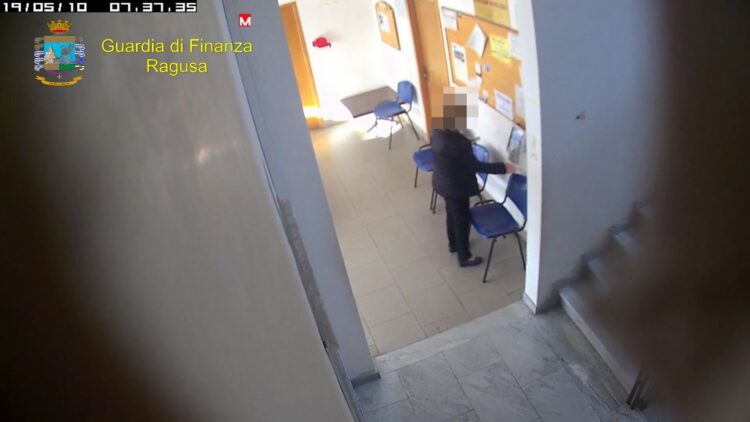 Gli assenteisti beccati al consultorio di Vittoria: sospese 4 persone dal lavoro