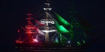 La nave Scuola Amerigo Vespucci torna in Sicilia: è diretta a Siracusa