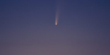 La cometa Neowise vista da Marina di Modica: uno scatto di Filippo Galati