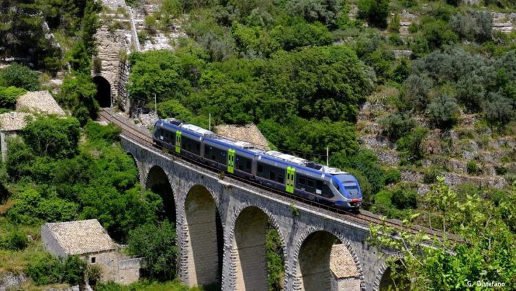 Tenitalia attiva la “Barocco Line”  che collegherà  Siracusa, Noto, Scicli, Modica, Ragusa Ibla, Ragusa, Donnafugata